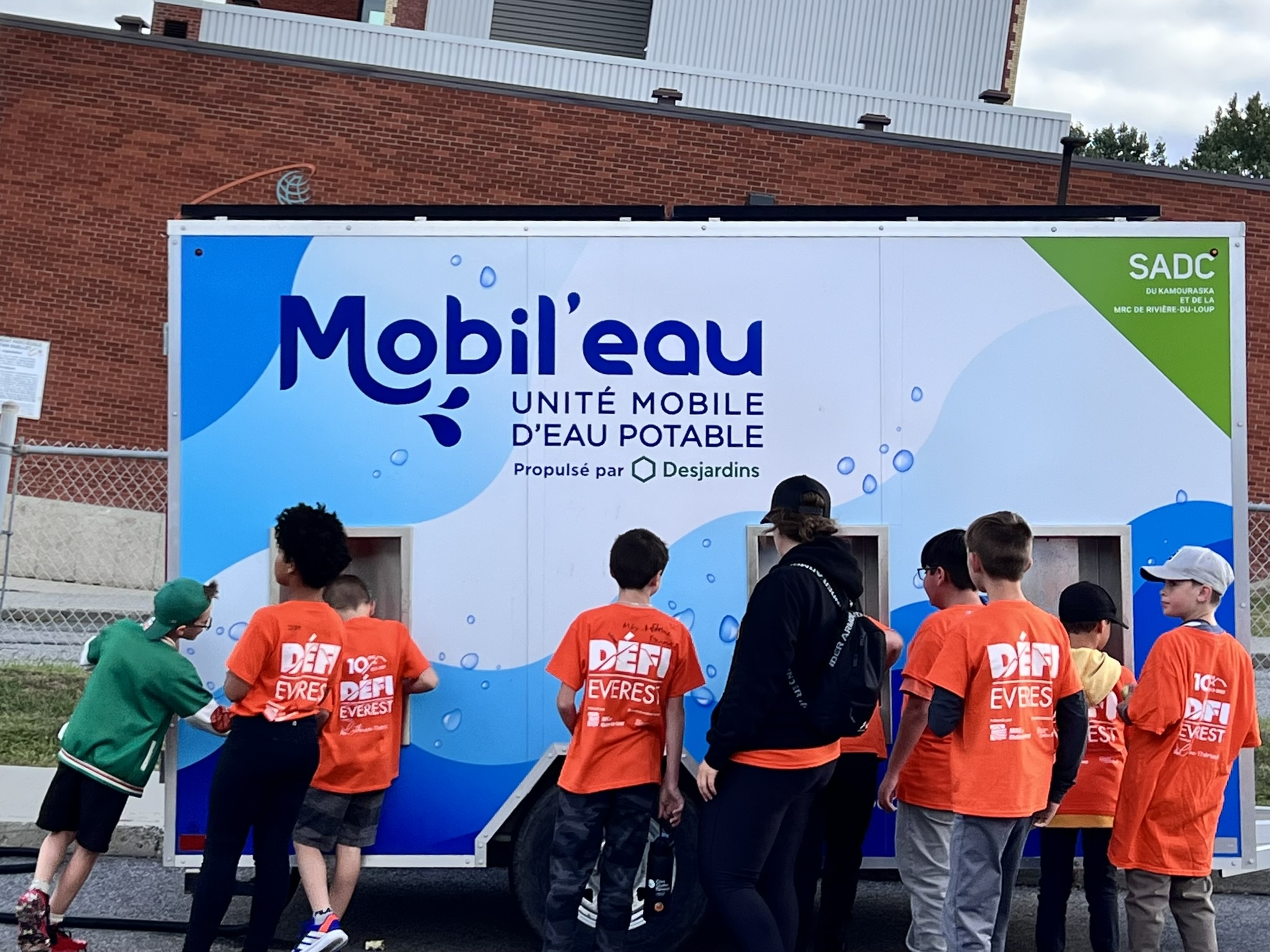 Mobil’eau, unités mobiles d’eau potable et de lavage de vaisselle